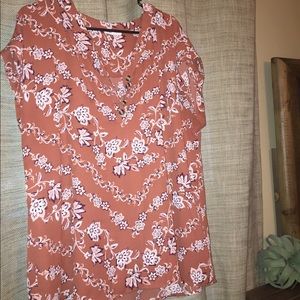 Maurice’s size 1 top